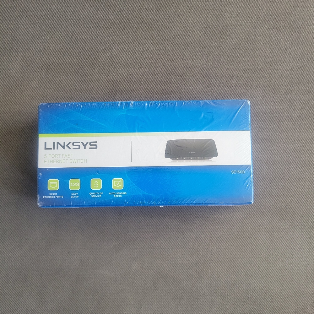 Linksys SE1500 5-Port Fast 10/100 Ethernet Switch - NEW SEALED SE1500